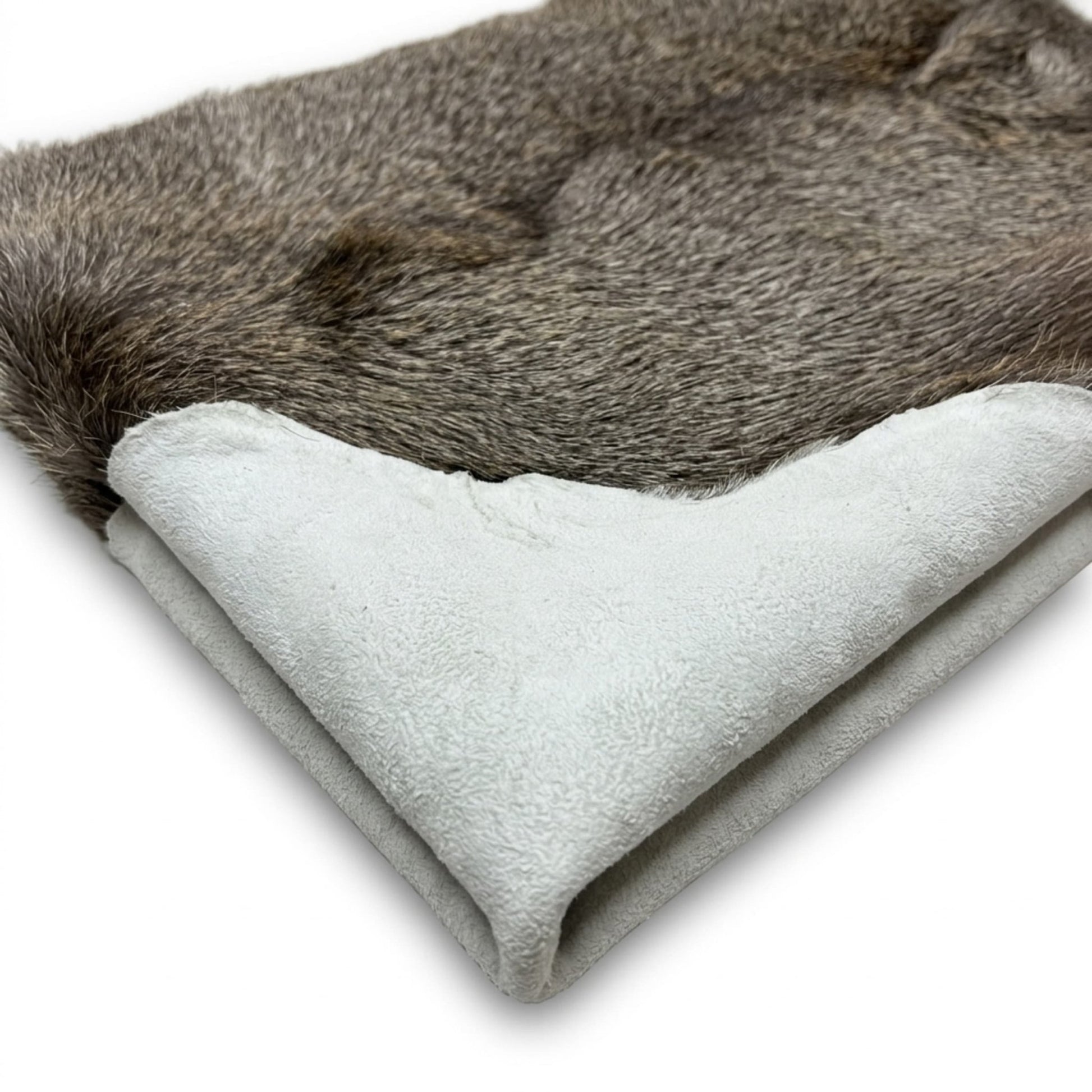 Elk Hide Rug | Icelandic Hair - On – Natural 4.5 x 3.5 Ft - Hides & Leathers - Rug