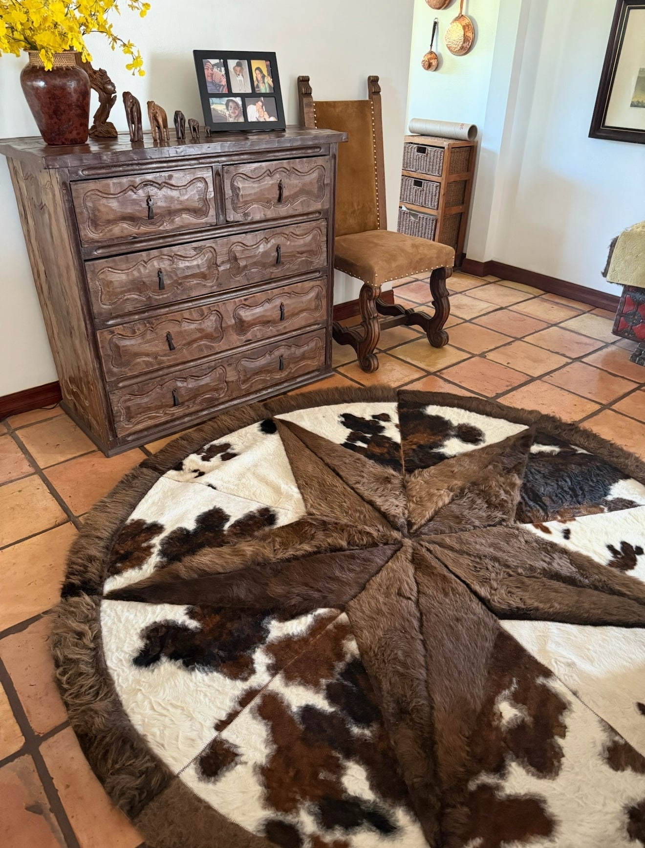 Round Western Rug - Bison Star & Edge (Brindle) - Hides & Leathers - Bison Rugs